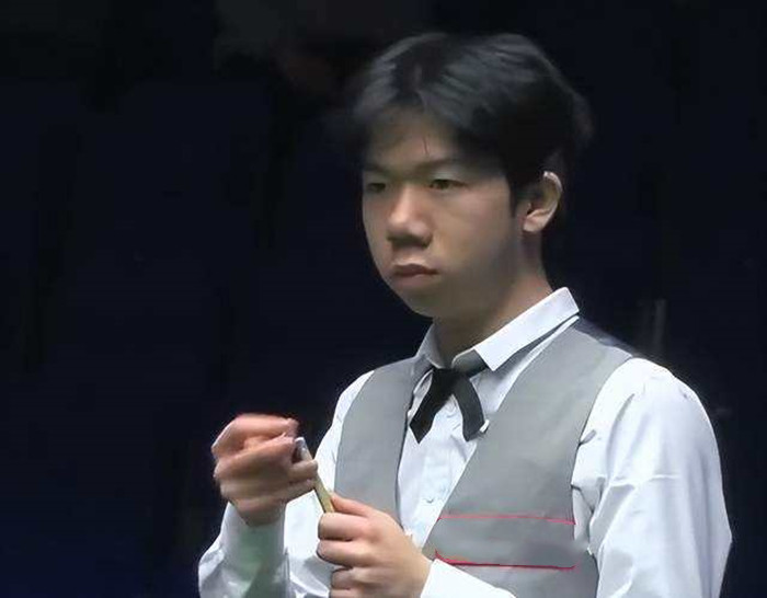 球迷态度：朱辰杰或无缘国足世预赛，谁将出任中卫组合？.