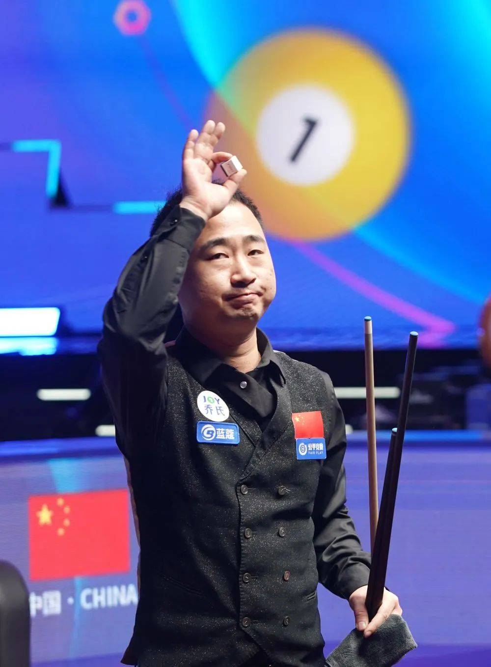 样来自年轻 样来自年轻