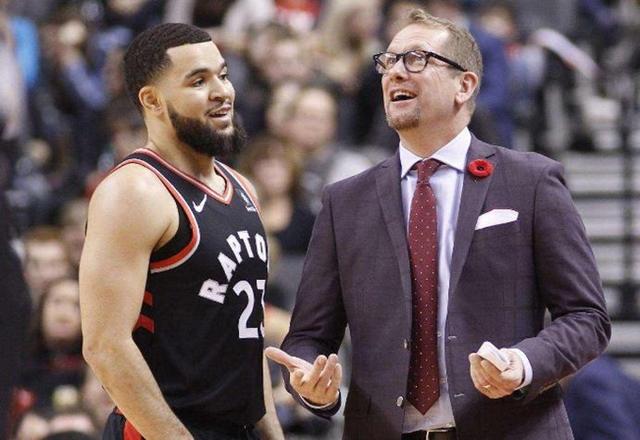 展现极高上 展现极高上