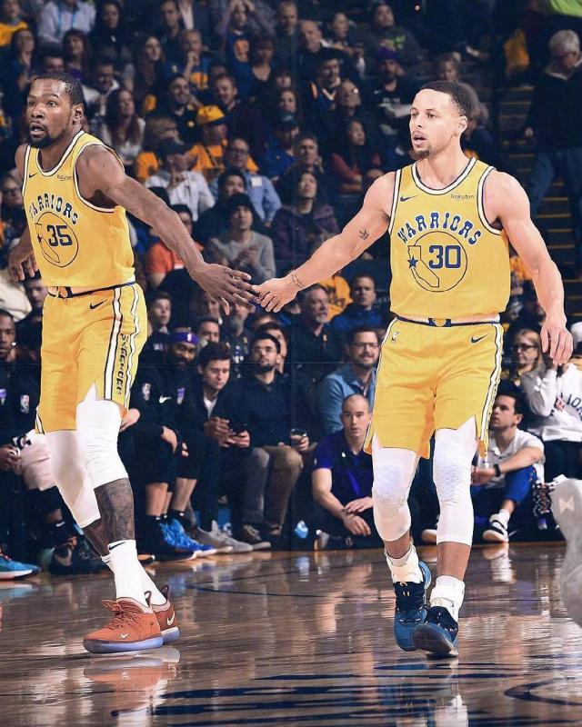 崭露头角 崭露头角