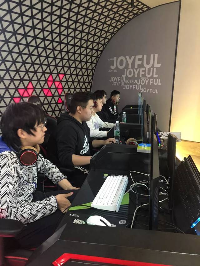 按照以往惯 按照以往惯